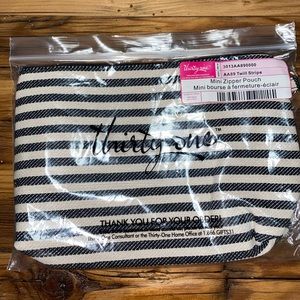 Thirty One Mini Zipper Pouch